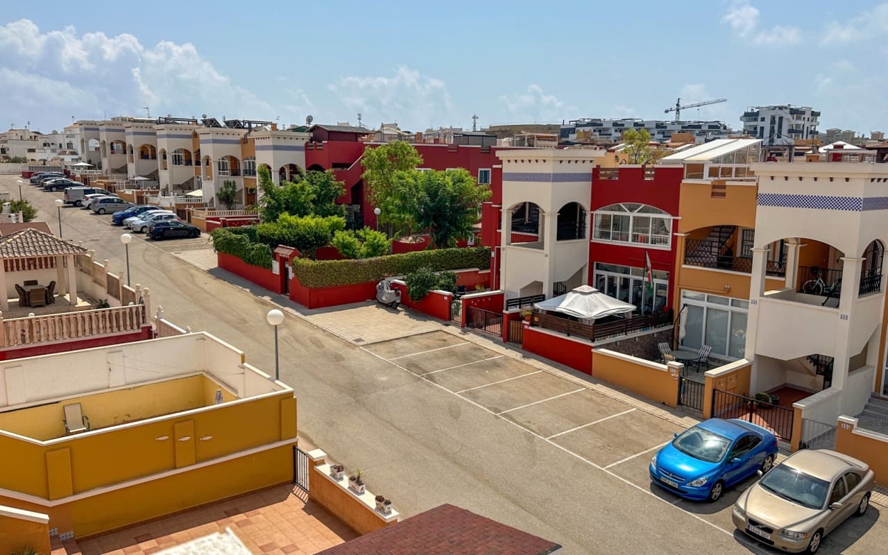 2 soveværelse Byhus til salg i Orihuela Costa med swimmingpool - € 164.900 (Ref: 9997269)