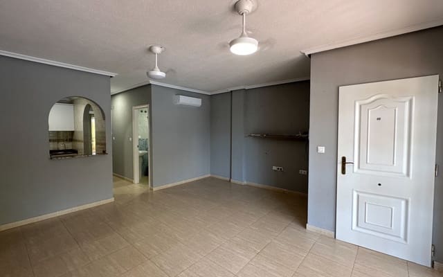 Casa de 2 habitaciones en Daya Nueva en venta con piscina garaje - 119.000 € (Ref: 9997270)