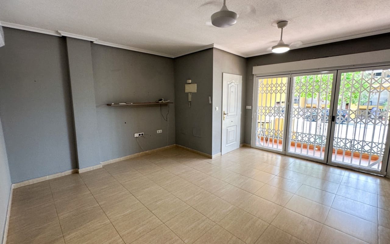 Casa de 2 habitaciones en Daya Nueva en venta con piscina garaje - 119.000 € (Ref: 9997270)