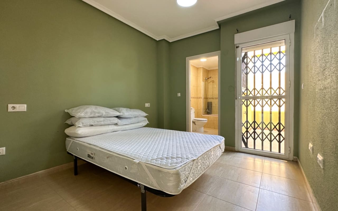 Casa de 2 habitaciones en Daya Nueva en venta con piscina garaje - 119.000 € (Ref: 9997270)