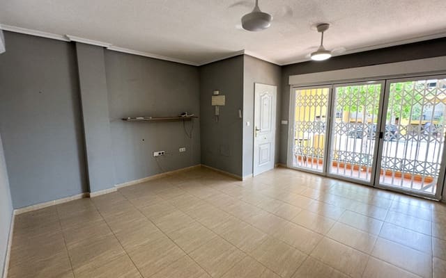 Casa de 2 habitaciones en Daya Nueva en venta con piscina garaje - 119.000 € (Ref: 9997270)