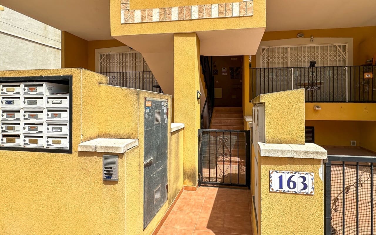 Casa de 2 habitaciones en Daya Nueva en venta con piscina garaje - 119.000 € (Ref: 9997270)