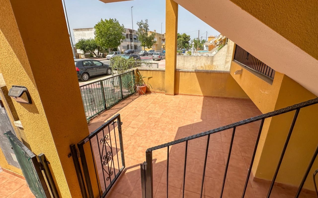 Casa de 2 habitaciones en Daya Nueva en venta con piscina garaje - 119.000 € (Ref: 9997270)