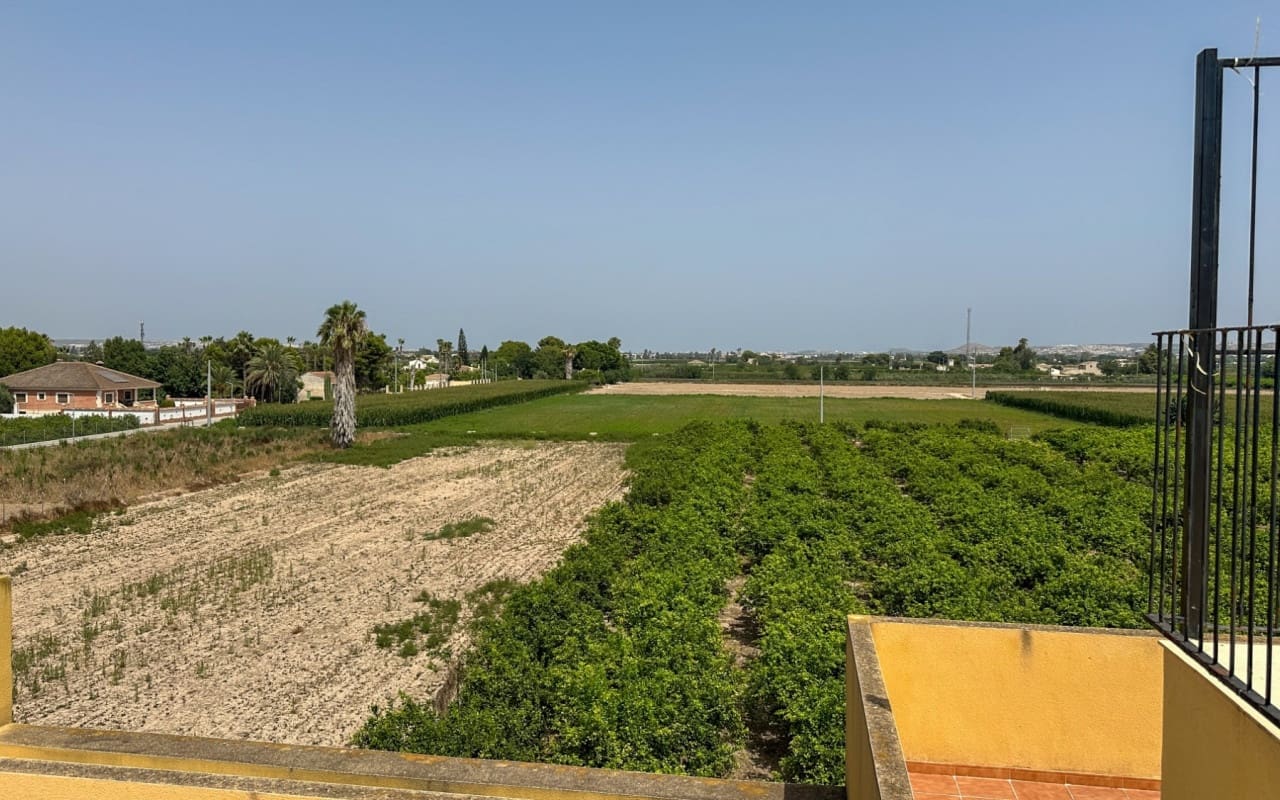 Casa de 2 habitaciones en Daya Nueva en venta con piscina garaje - 119.000 € (Ref: 9997270)