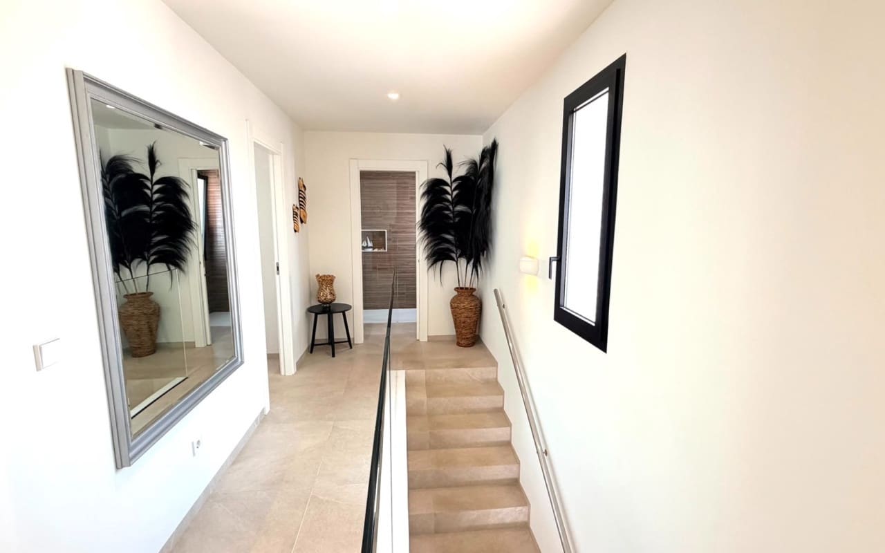 4 soverom Villa til salgs i Los Montesinos med svømmebasseng garasje - € 595 000 (Ref: 9997273)