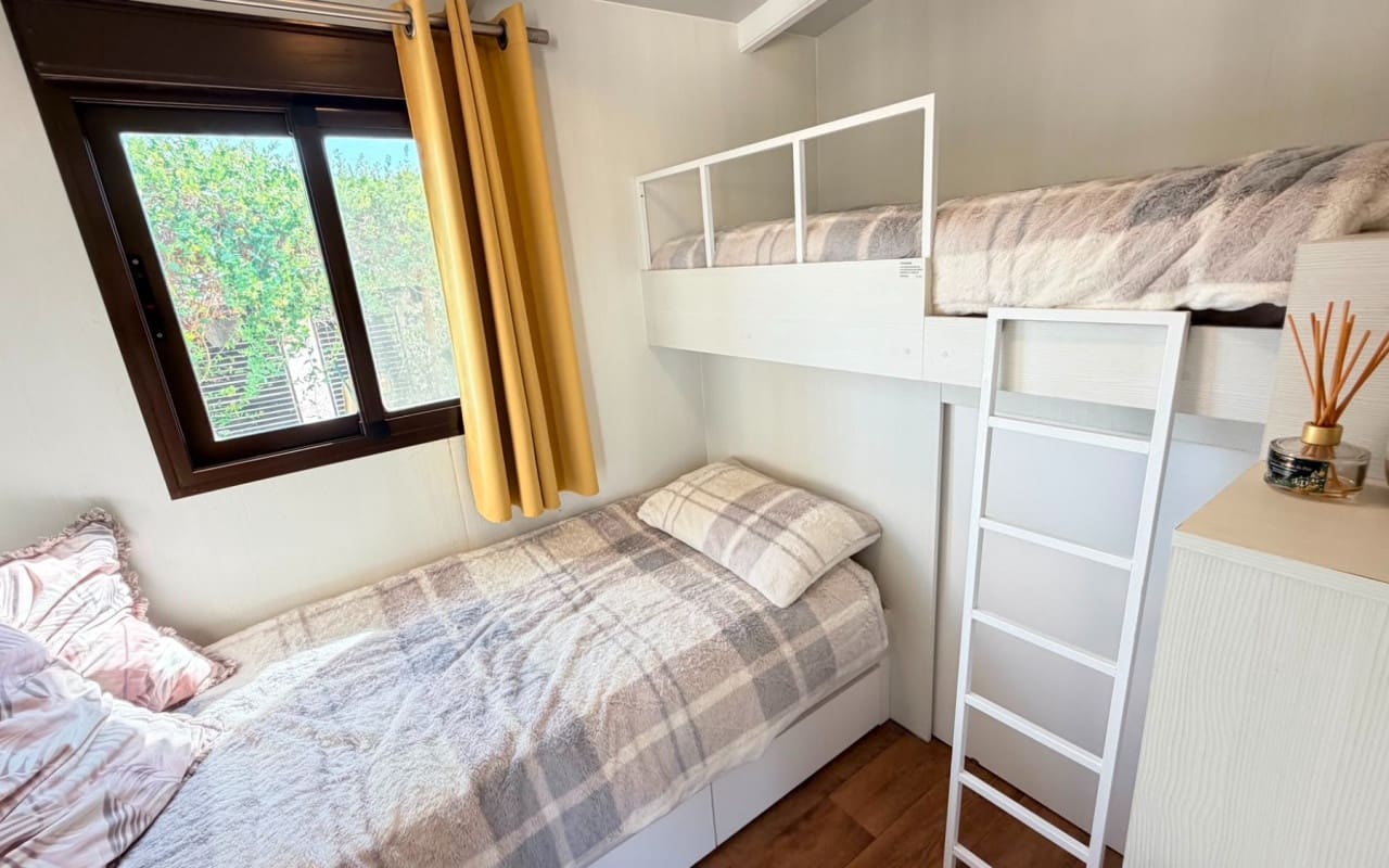 5 soveværelse Villa til salg i Pinoso med swimmingpool - € 679.000 (Ref: 9997274)
