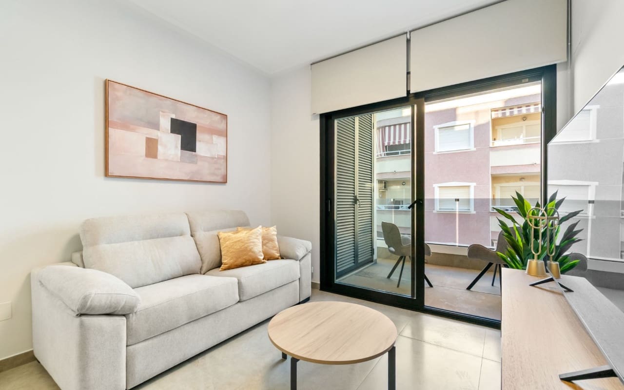 2 soveværelse Lejlighed til salg i Torrevieja med swimmingpool - € 249.900 (Ref: 9997276)