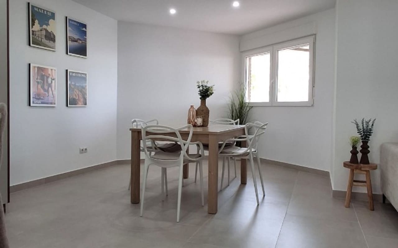2 sypialnia Apartament przy plaży na sprzedaż w Torrevieja - 279 000 € (Ref: 9997278)