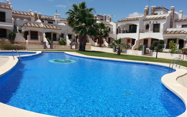 2 soverom Leilighet til salgs i Villamartin, Orihuela med svømmebasseng - € 239 000 (Ref: 9997279)