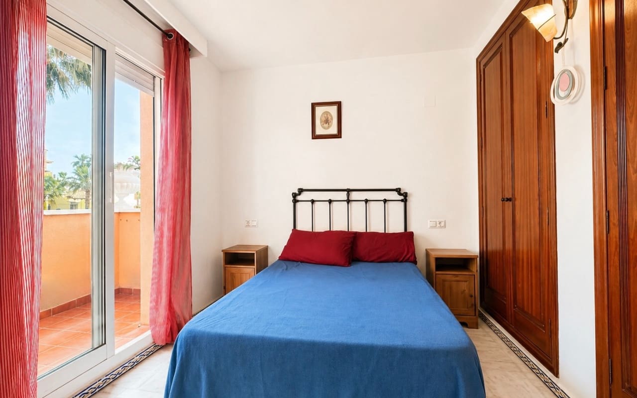 3 soveværelse Lejlighed til salg i Torrevieja med swimmingpool garage - € 255.000 (Ref: 9997280)