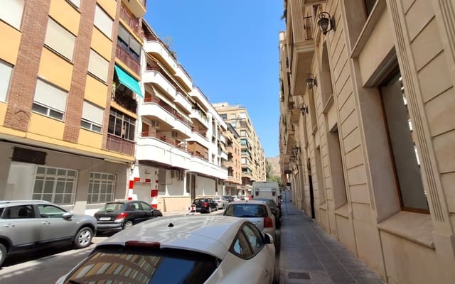 Apartamento de 4 habitaciones en Orihuela ciudad, Orihuela en venta - 220.000 € (Ref: 9997281)