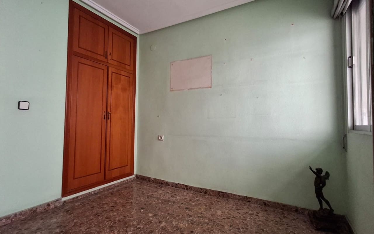 Apartamento de 4 habitaciones en Orihuela en venta - 220.000 € (Ref: 9997281)