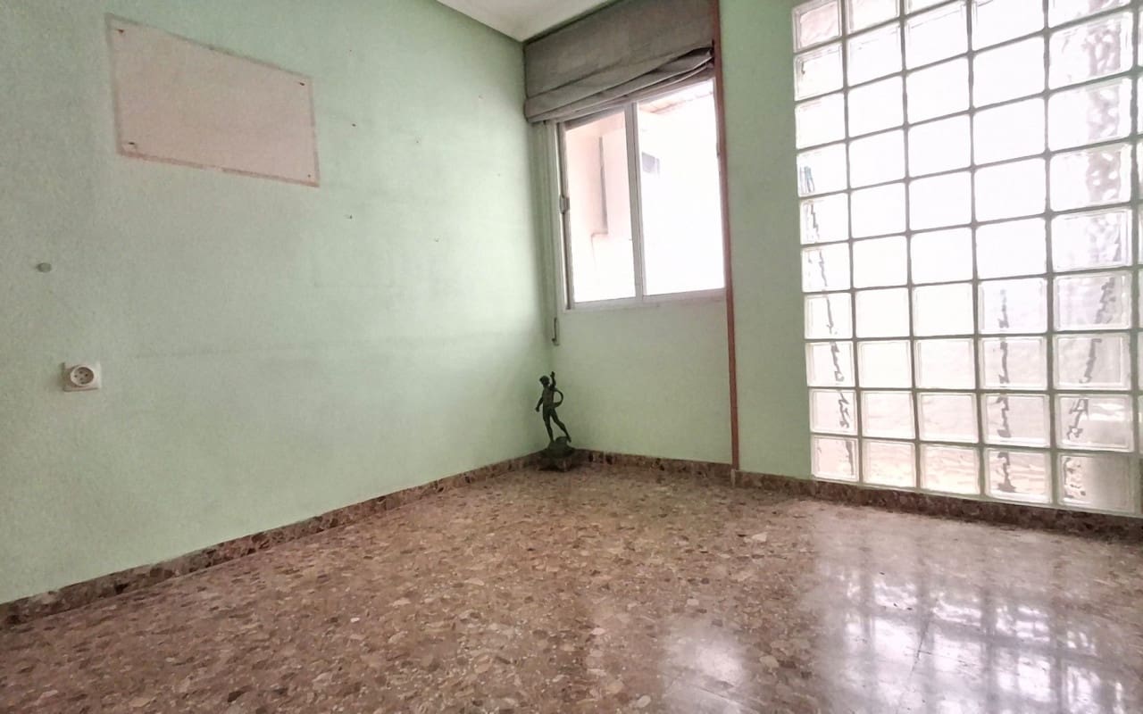 Apartamento de 4 habitaciones en Orihuela en venta - 220.000 € (Ref: 9997281)