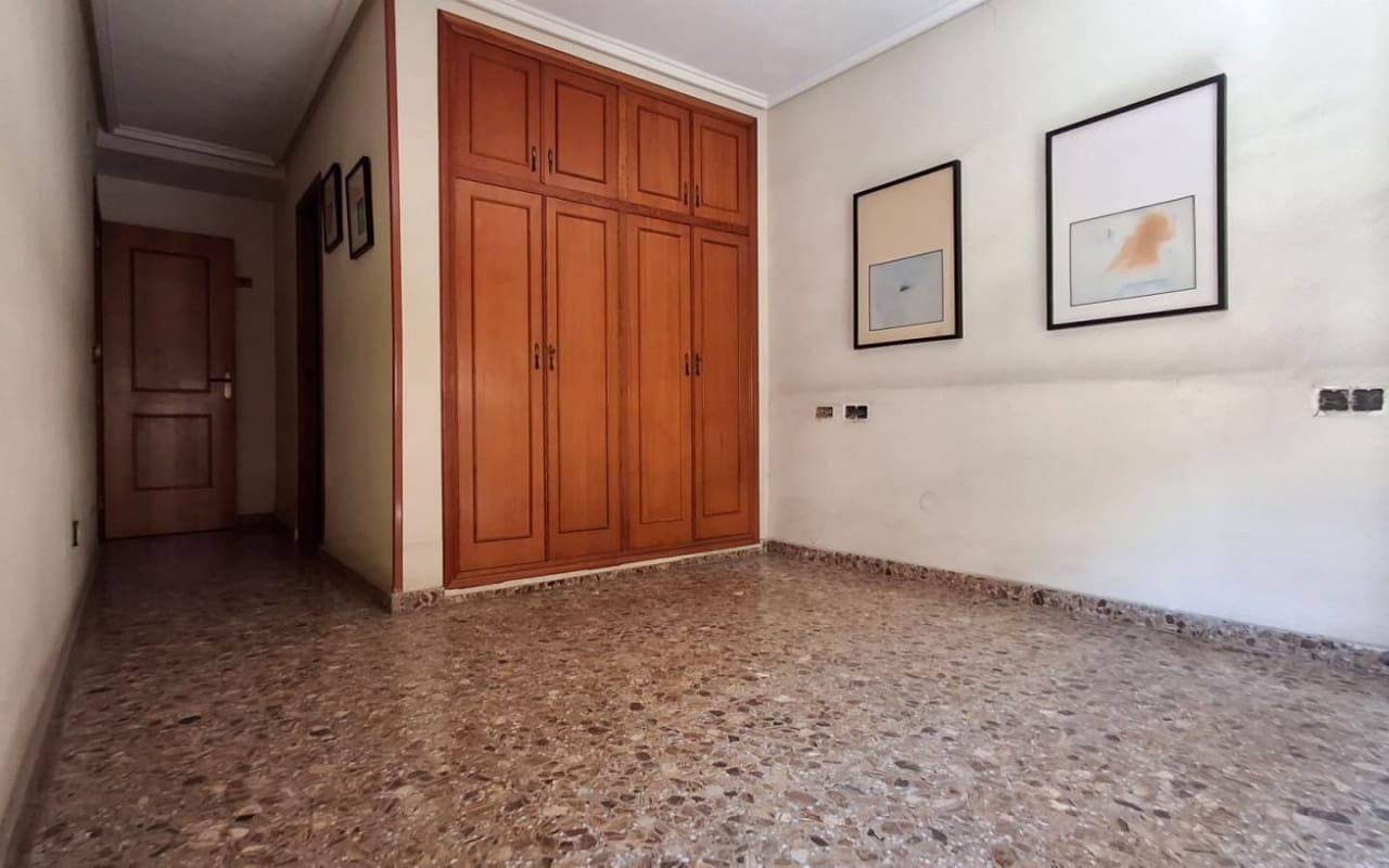 Apartamento de 4 habitaciones en Orihuela en venta - 220.000 € (Ref: 9997281)