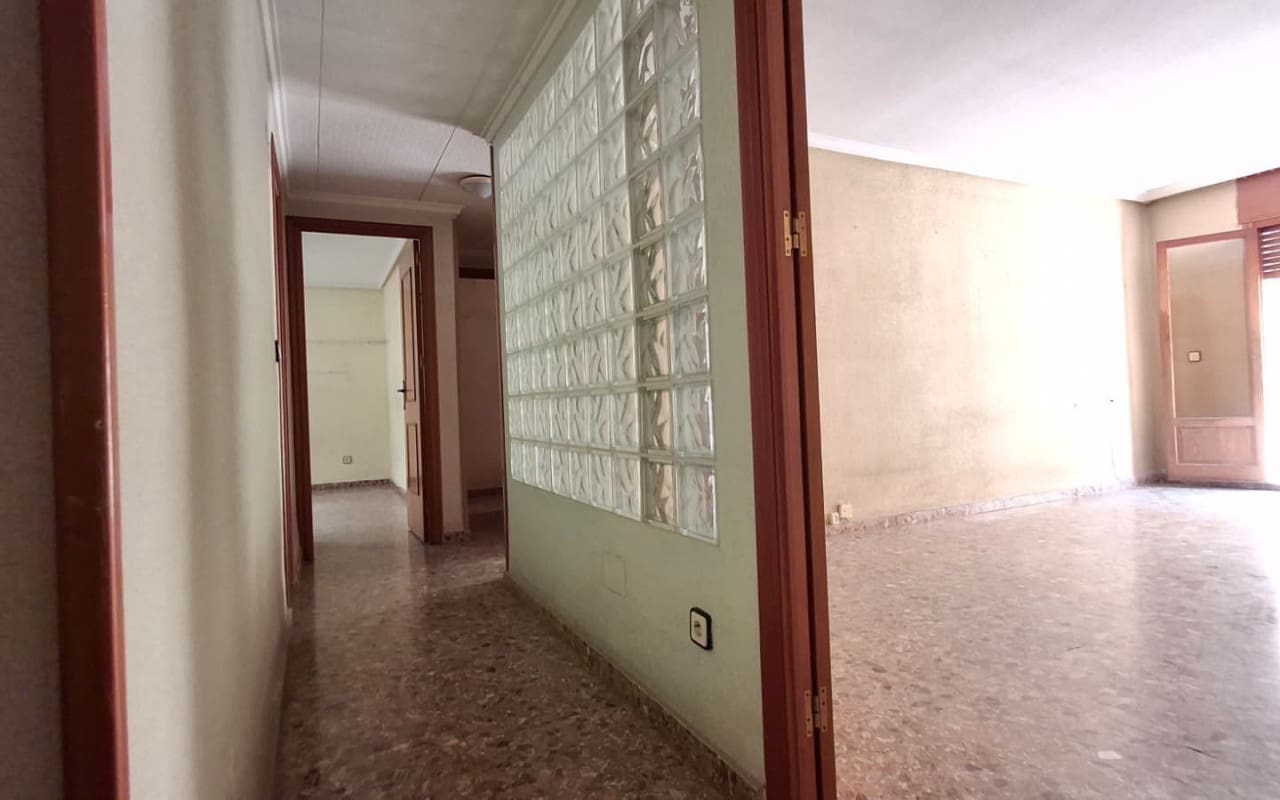 Apartamento de 4 habitaciones en Orihuela en venta - 220.000 € (Ref: 9997281)