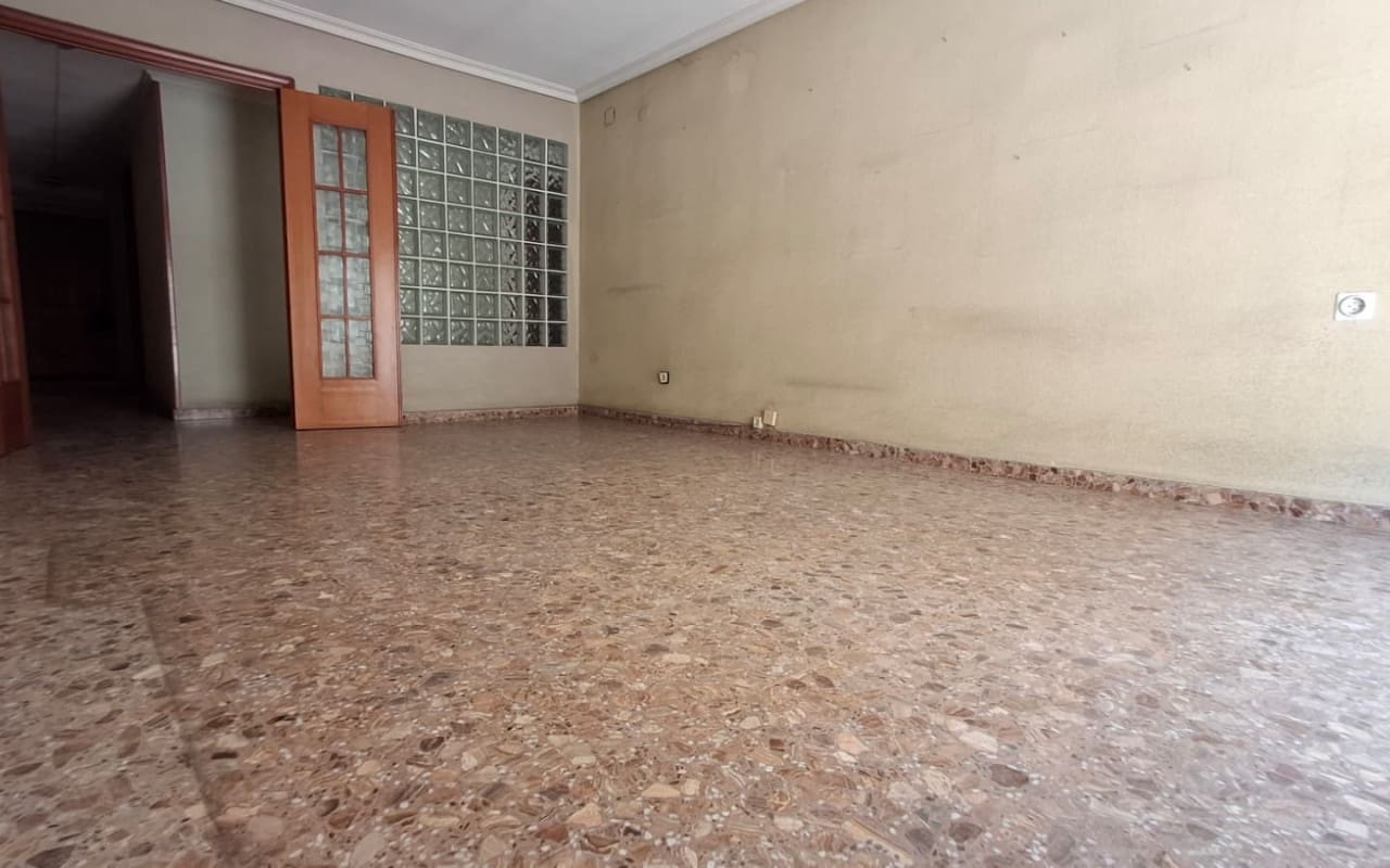 Apartamento de 4 habitaciones en Orihuela en venta - 220.000 € (Ref: 9997281)