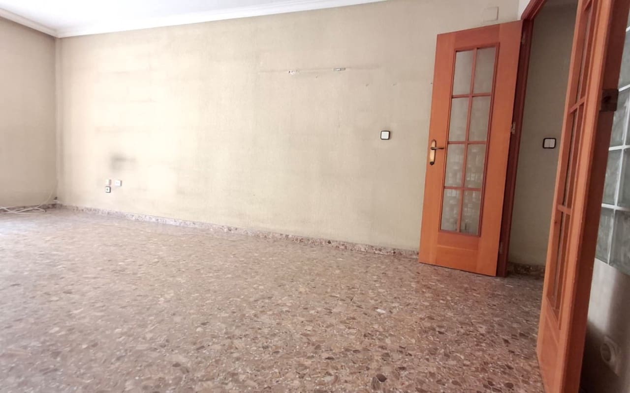 Apartamento de 4 habitaciones en Orihuela en venta - 220.000 € (Ref: 9997281)