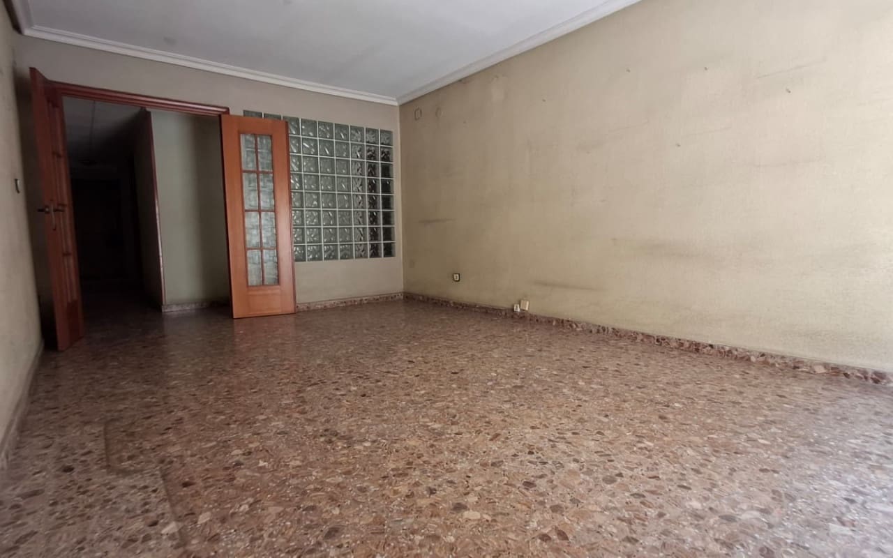 Apartamento de 4 habitaciones en Orihuela en venta - 220.000 € (Ref: 9997281)
