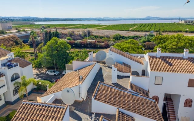 1 soveværelse Bungalow til salg i Playa de los Náufragos, Torrevieja med swimmingpool - € 132.000 (Ref: 9997282)