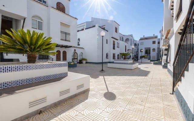 1 soveværelse Bungalow til salg i Playa de los Náufragos, Torrevieja med swimmingpool - € 132.000 (Ref: 9997282)