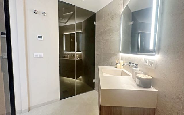 1 bedroom Studio for sale in Playa de los Locos, Torrevieja - € 168,000 (Ref: 9997284)