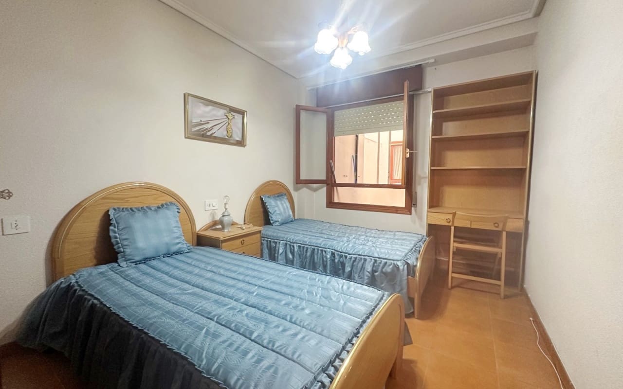 4 soverom Leilighet til salgs i Torrevieja med garasje - € 255 000 (Ref: 9997286)