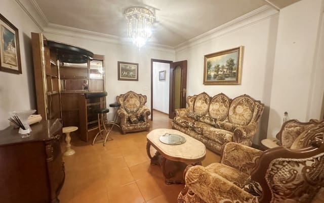 4 soverom Leilighet til salgs i Centro - Muelle Pesquero, Torrevieja med garasje - € 255 000 (Ref: 9997286)