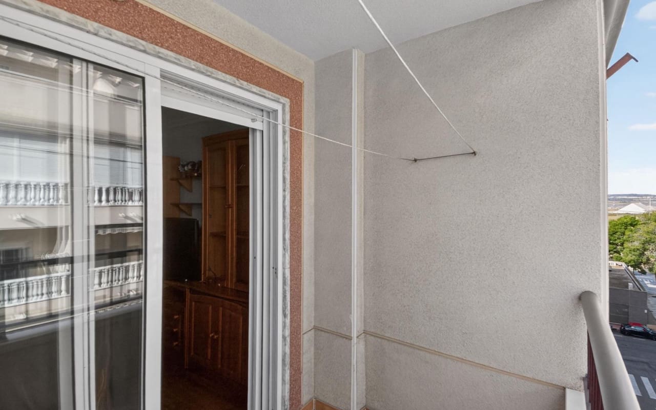 2 soverom Leilighet til salgs i Torrevieja - € 121 000 (Ref: 9997292)