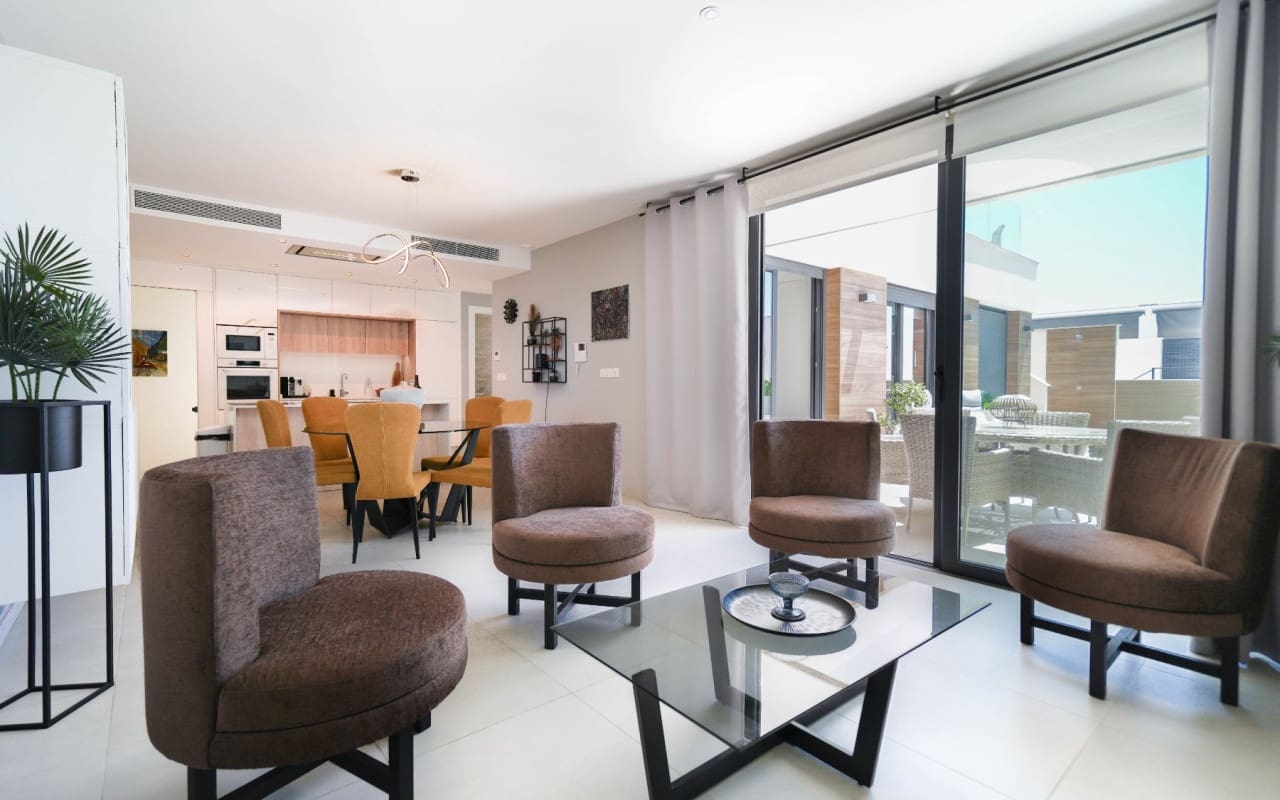 4 soverom Villa til salgs i Benijofar med svømmebasseng garasje - € 640 000 (Ref: 9997580)
