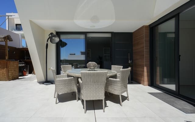 4 soverom Villa til salgs i Benijófar med svømmebasseng garasje - € 640 000 (Ref: 9997580)