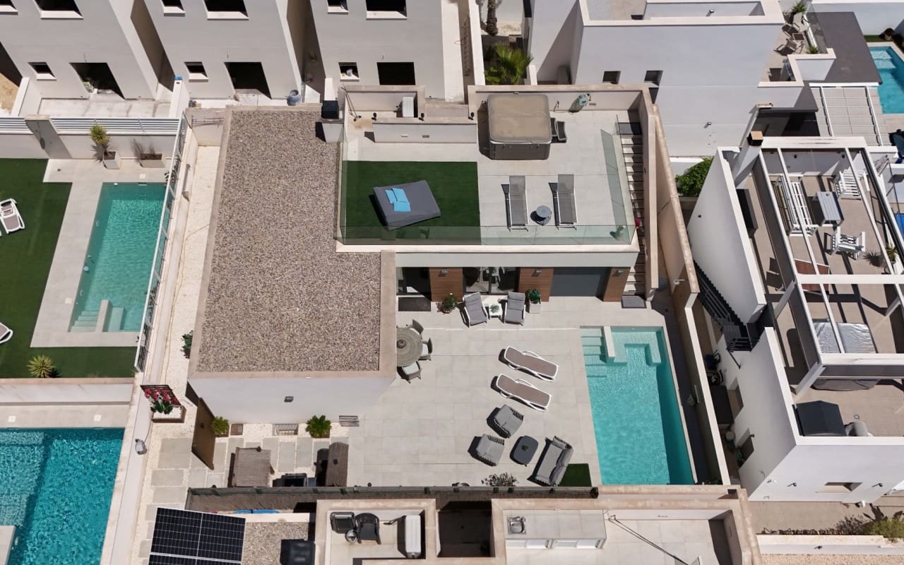4 soverom Villa til salgs i Benijofar med svømmebasseng garasje - € 640 000 (Ref: 9997580)