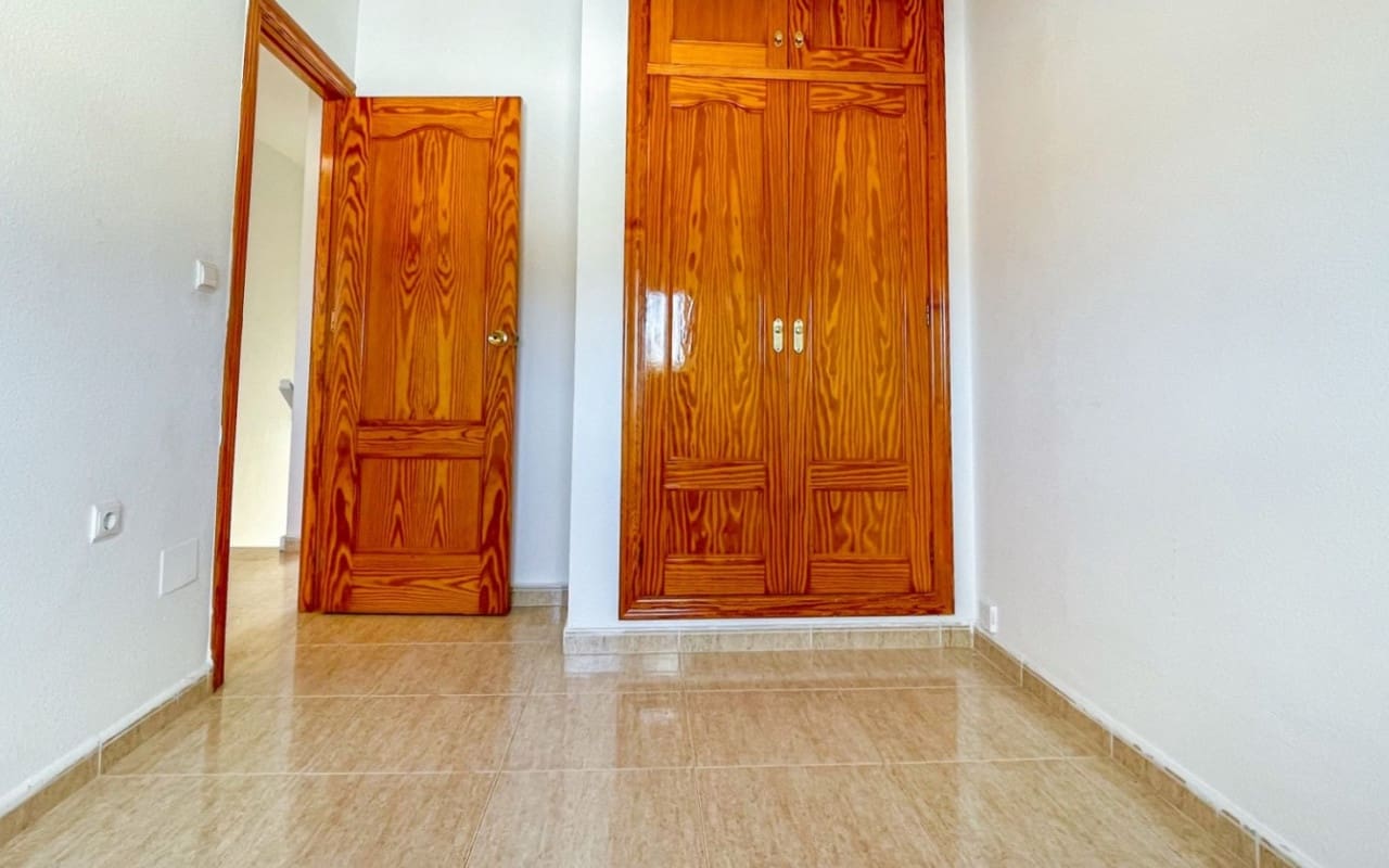 4 bedroom Townhouse for sale in Santiago de la Ribera with pool garage - € 195,000 (Ref: 9999383)