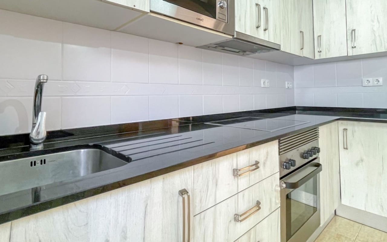 4 bedroom Townhouse for sale in Santiago de la Ribera with pool garage - € 195,000 (Ref: 9999383)