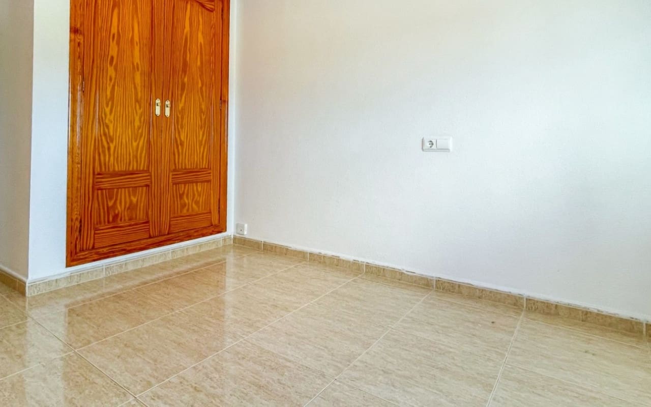 4 bedroom Townhouse for sale in Santiago de la Ribera with pool garage - € 195,000 (Ref: 9999383)
