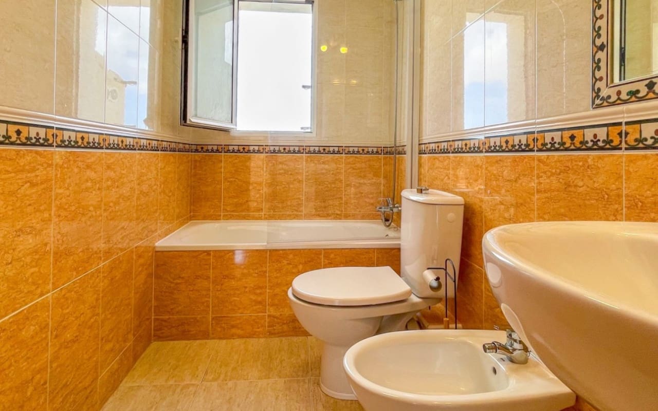 4 bedroom Townhouse for sale in Santiago de la Ribera with pool garage - € 195,000 (Ref: 9999383)