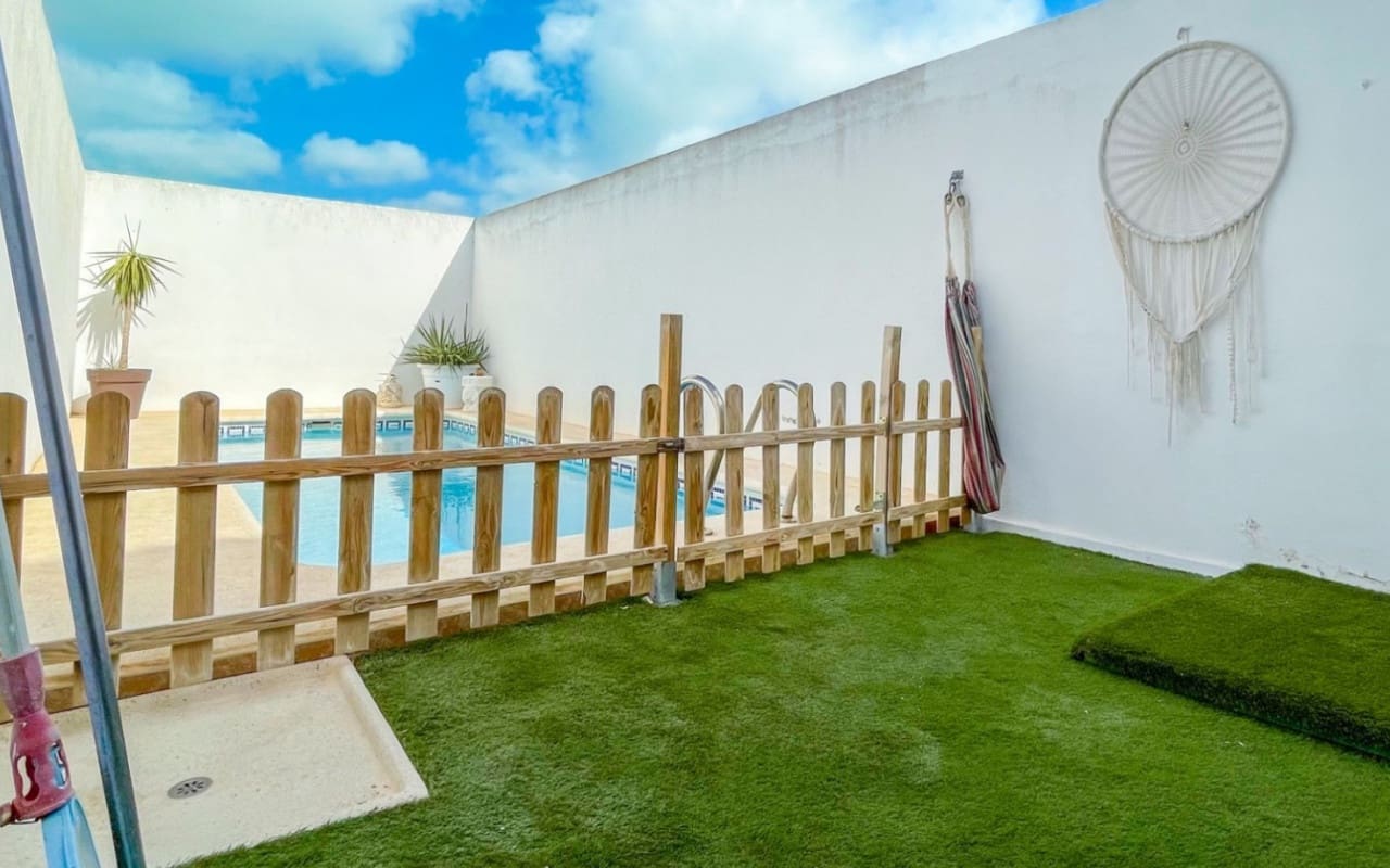 4 bedroom Townhouse for sale in Santiago de la Ribera with pool garage - € 195,000 (Ref: 9999383)