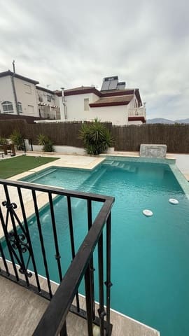 3 sypialnia Dom blizniak do wynajęcia w Albolote z basenem garażem - 1 300 € (Ref: 10005736)