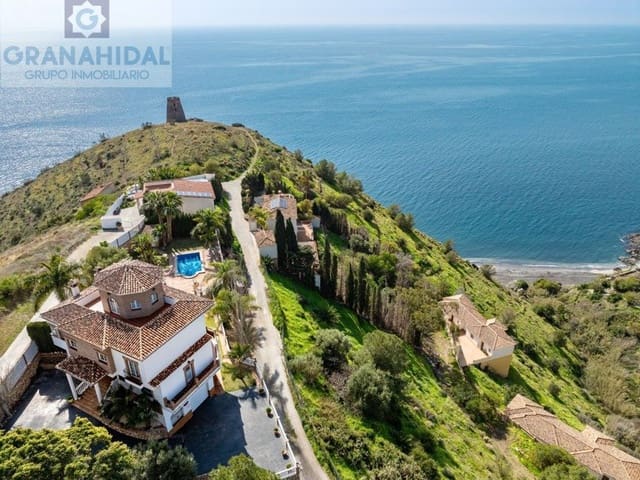 4 bedroom Villa for sale in Almuñécar with pool garage - € 1,750,000 (Ref: 9331262)