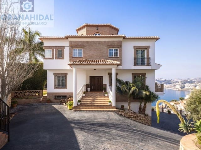 4 bedroom Villa for sale in Almuñécar with pool garage - € 1,750,000 (Ref: 9331262)