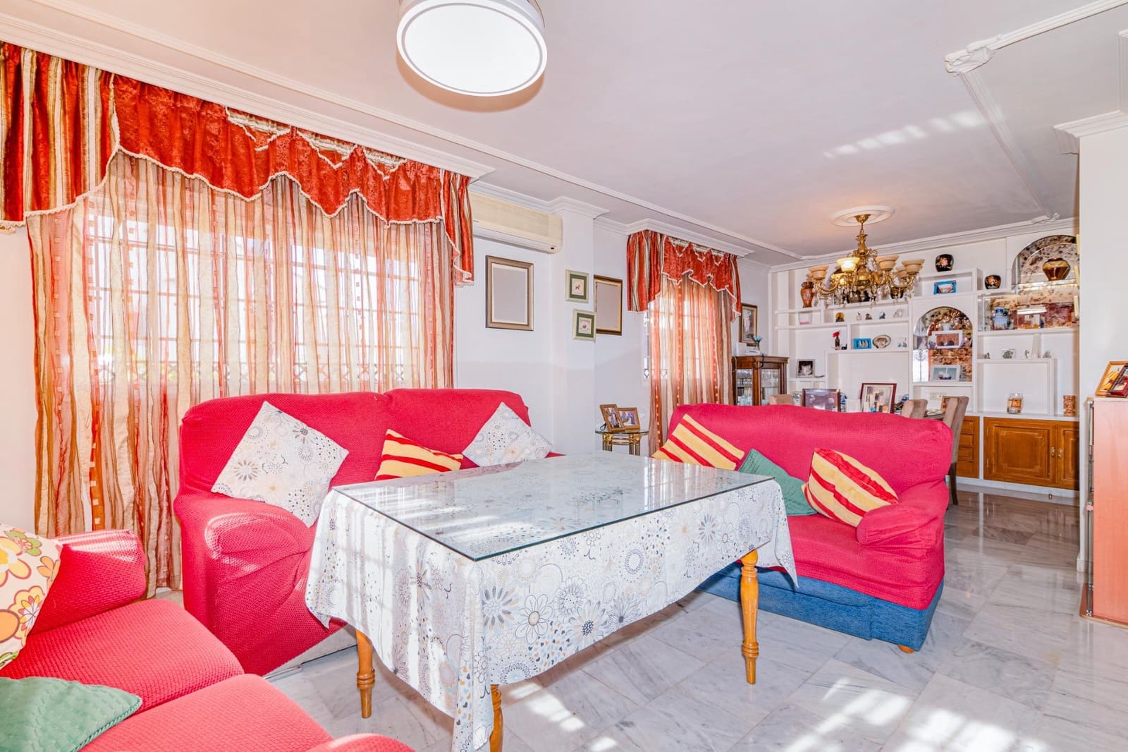 5 chambre Maison de Ville à vendre à Albolote avec garage - 280 000 € (Ref: 9335078)