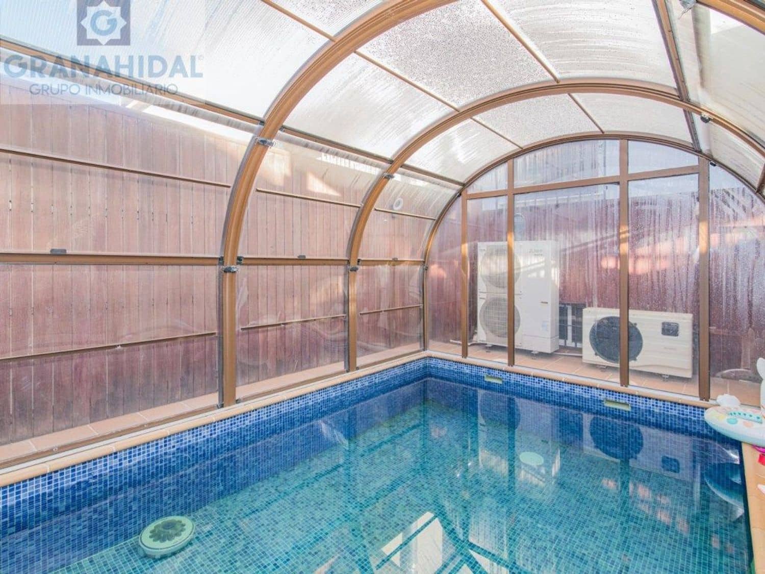 4 soveværelse Villa til salg i Albolote med swimmingpool - € 390.000 (Ref: 9338400)