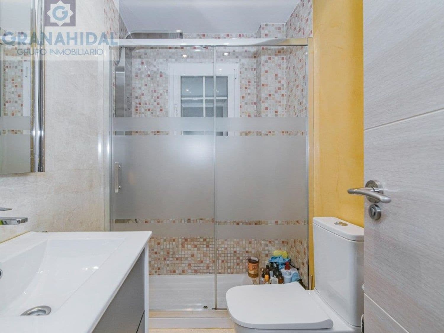 4 soveværelse Villa til salg i Albolote med swimmingpool - € 390.000 (Ref: 9338400)