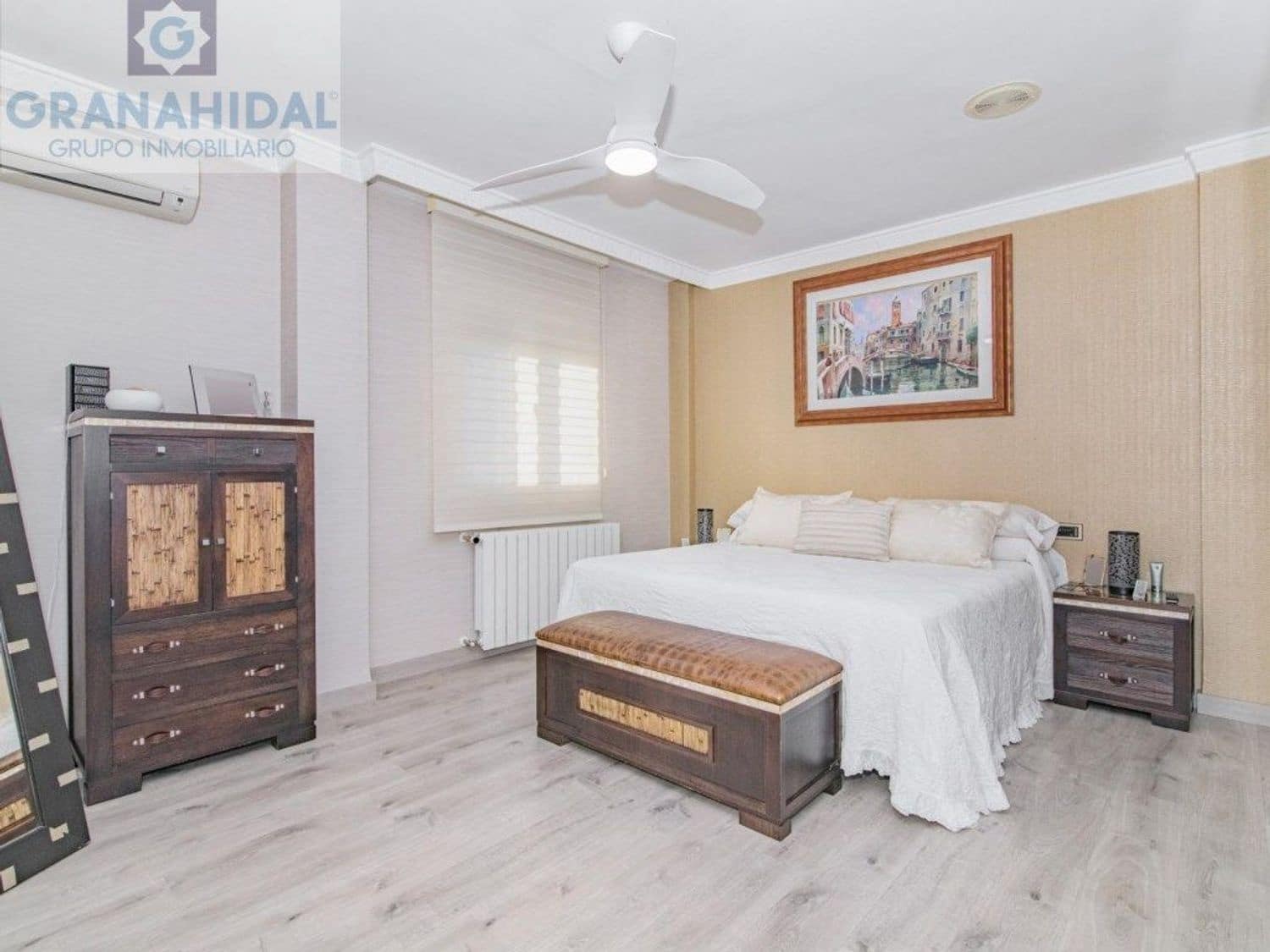 4 soveværelse Villa til salg i Albolote med swimmingpool - € 390.000 (Ref: 9338400)