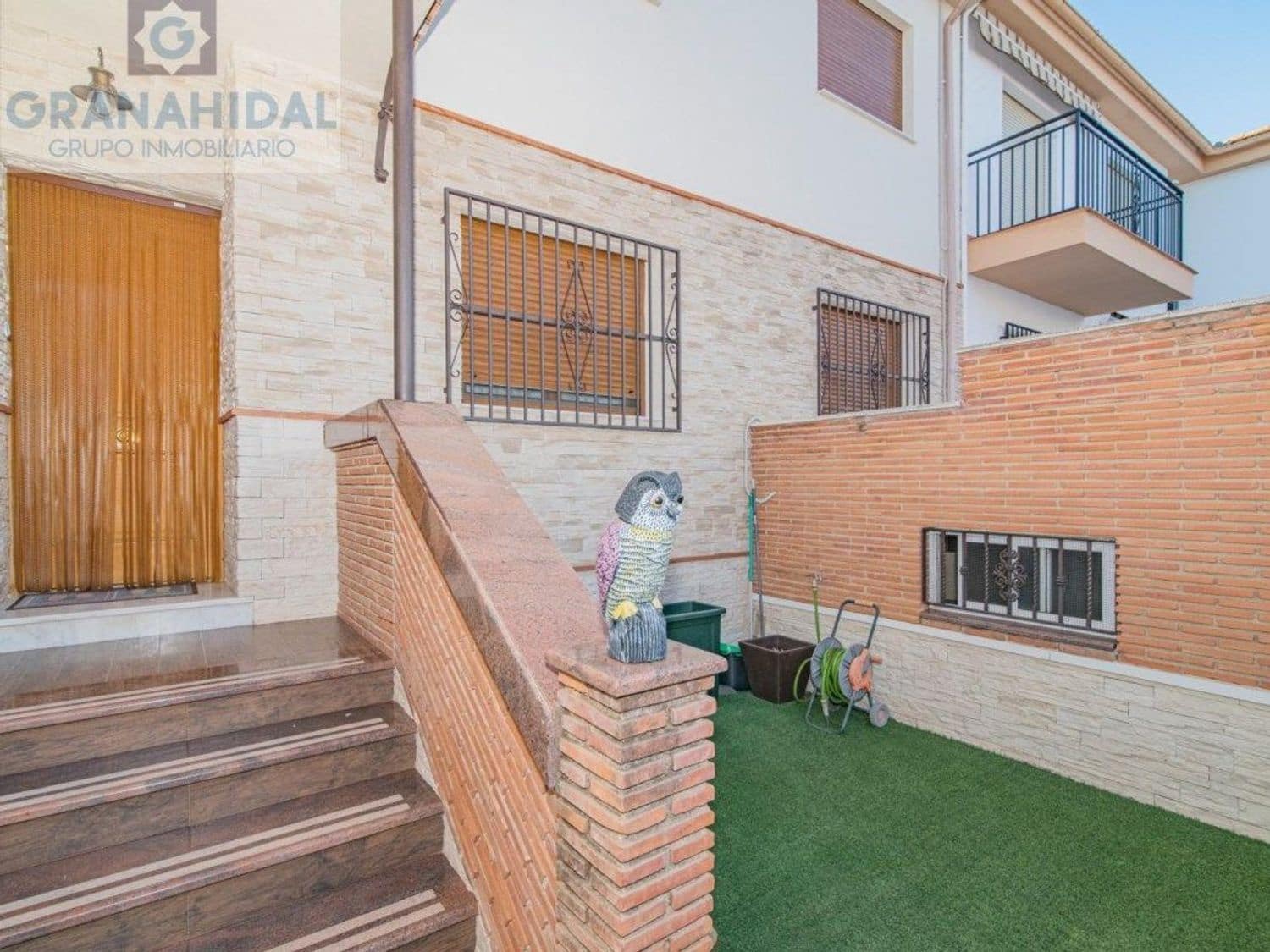 4 soveværelse Villa til salg i Albolote med swimmingpool - € 390.000 (Ref: 9338400)