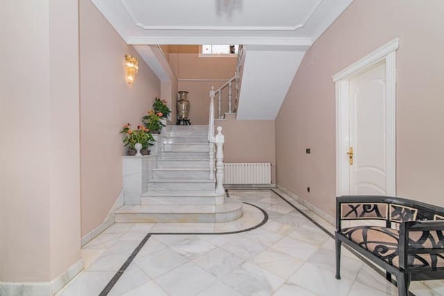 4 soveværelse Villa til salg i Maracena - € 370.000 (Ref: 9338401)