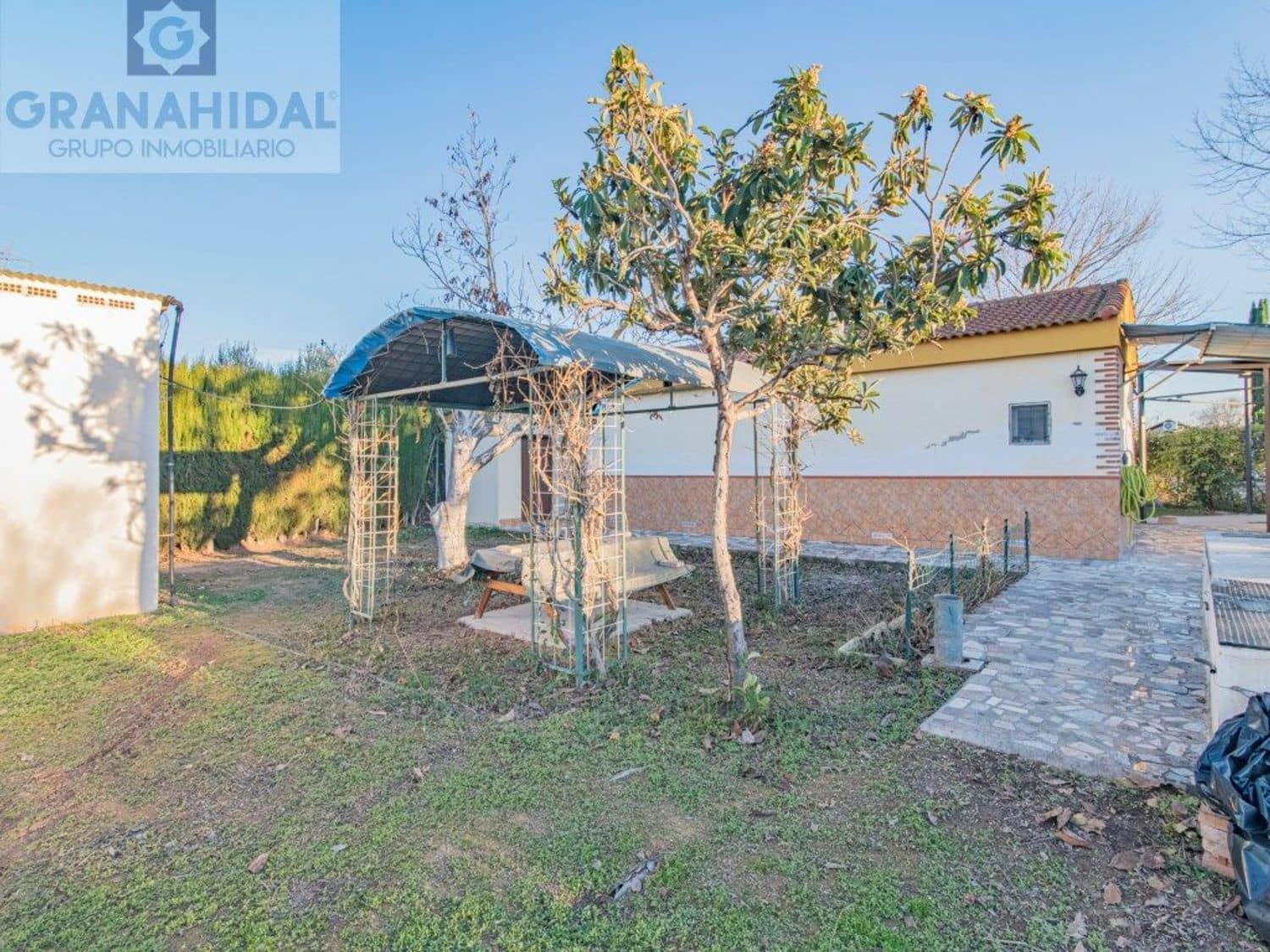 Ubebygd land til salgs i Albolote - € 165 000 (Ref: 9338402)