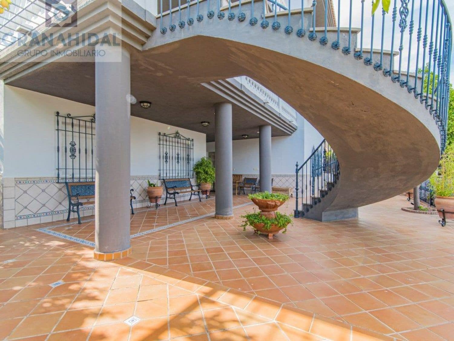 5 soveværelse Villa til salg i Albolote med swimmingpool - € 485.000 (Ref: 9338404)