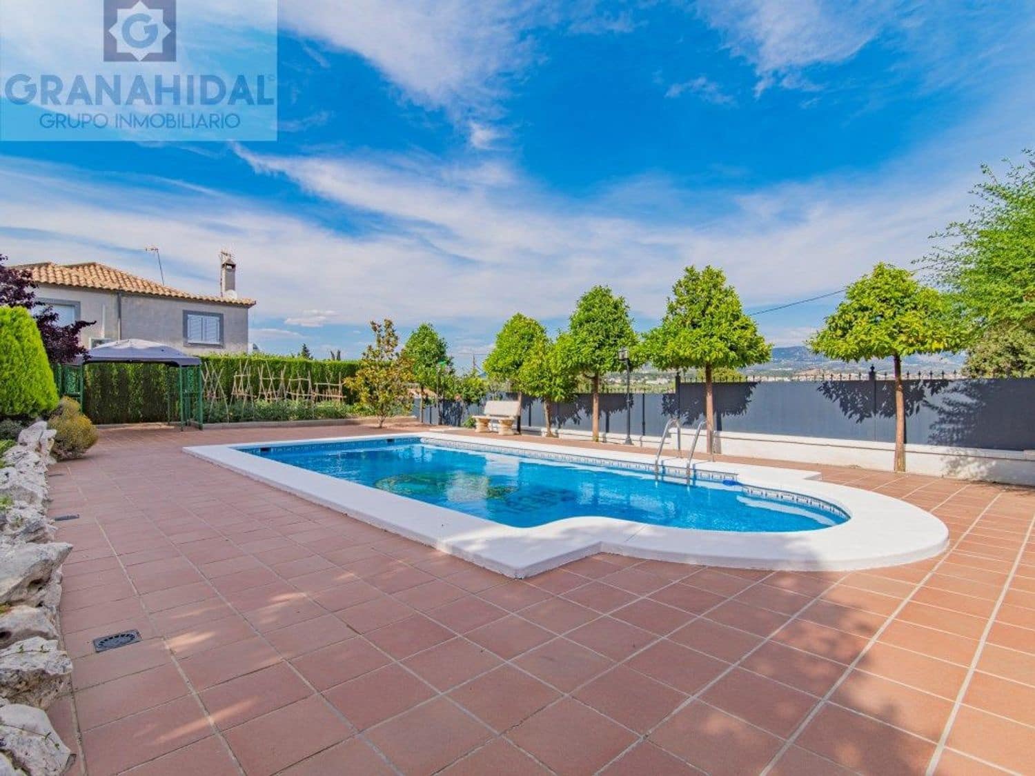 5 soveværelse Villa til salg i Albolote med swimmingpool - € 485.000 (Ref: 9338404)