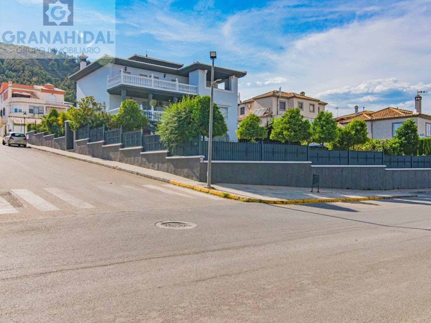 5 soveværelse Villa til salg i Albolote med swimmingpool - € 485.000 (Ref: 9338404)