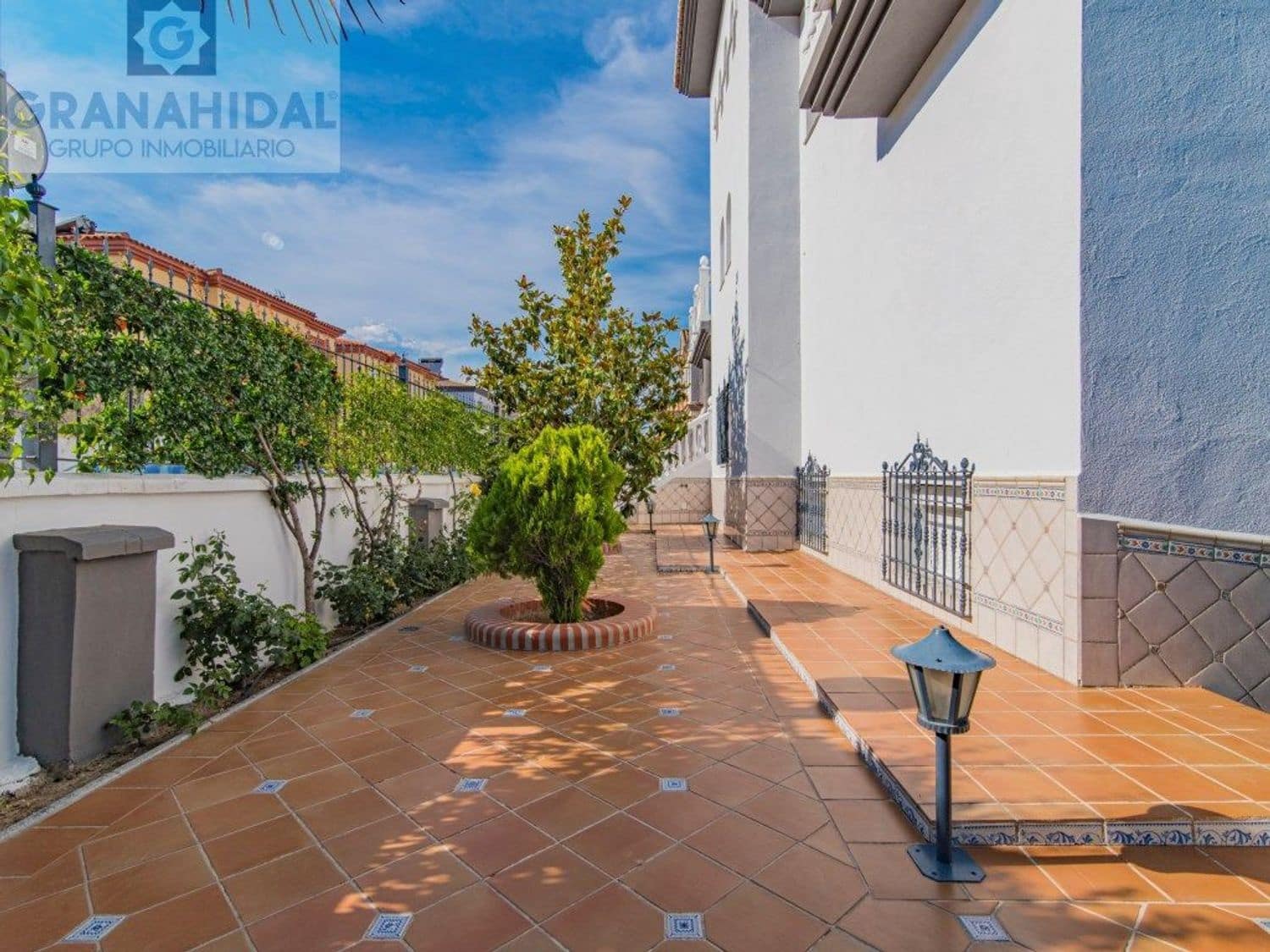 5 soveværelse Villa til salg i Albolote med swimmingpool - € 485.000 (Ref: 9338404)